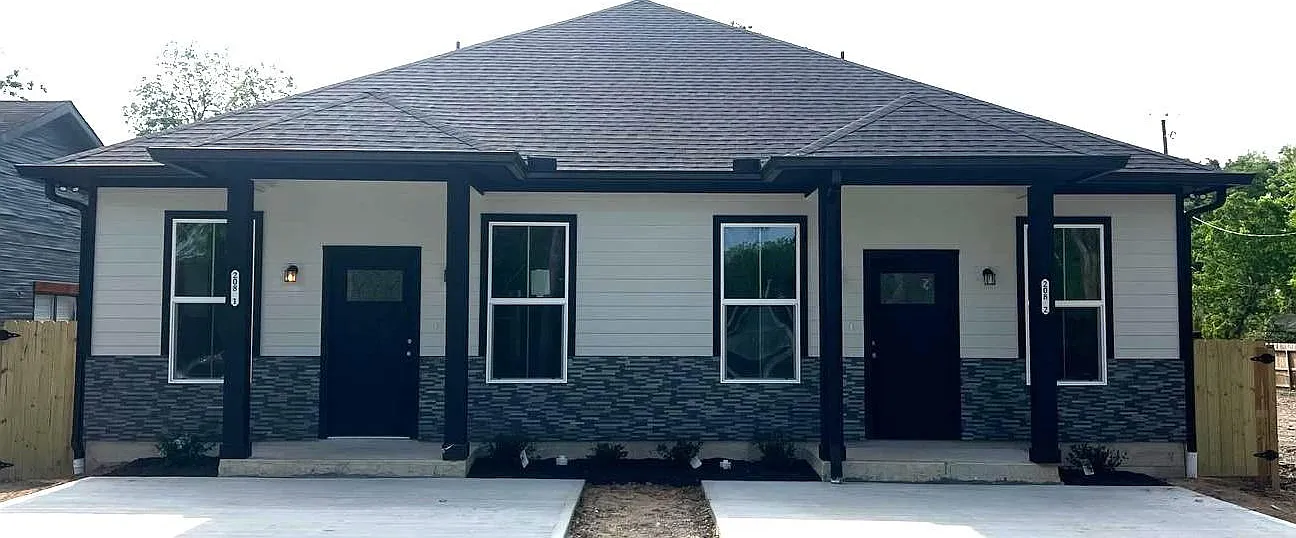 3 bed, 2.0 bath, 1000 sqft, $1,850 — Photo 2