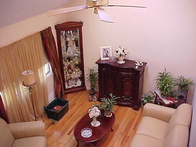 2nd image of 18 Woodland Dr