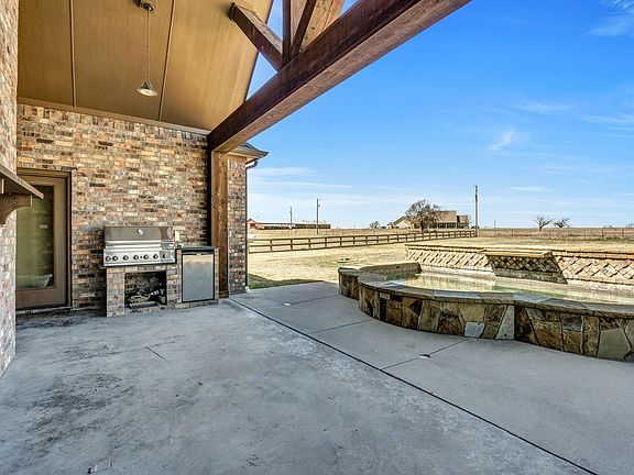 3rd image of 6401 Meadowlands Dr