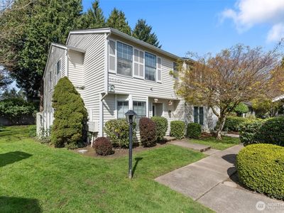 23955 58th Court S #E3, Kent, WA, 98032