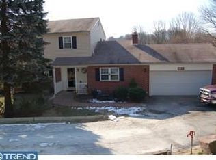 802 Daisy Ln, West Chester, PA 19382
