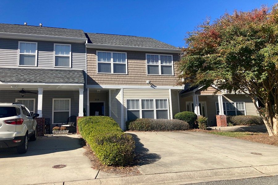 1st image of 113 Village Place Dr