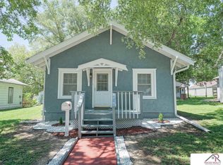 409 S 11th St Beatrice NE 68310 Zillow