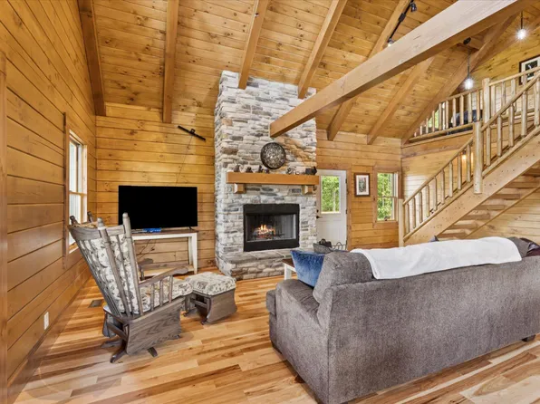 27072 Township Road 16j, McArthur, OH 45651