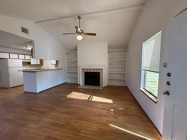 3000 Jadewood Ct #B — Photo 4