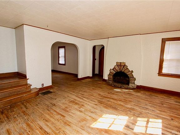 5th image of 2039 Harvard Blvd