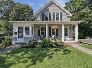 12 Elm St, Hudson, MA 01749