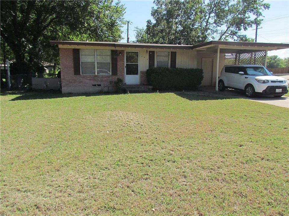 1st image of 800 Sierra Dr