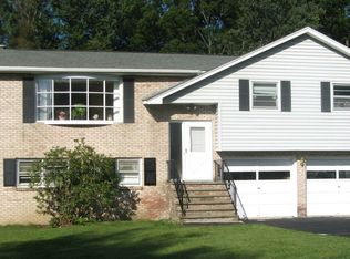 27 Poplar Hill Rd, Binghamton, NY 13901