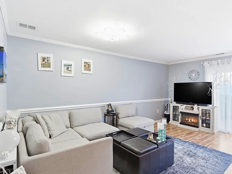 73 Joda Dr — Photo 6