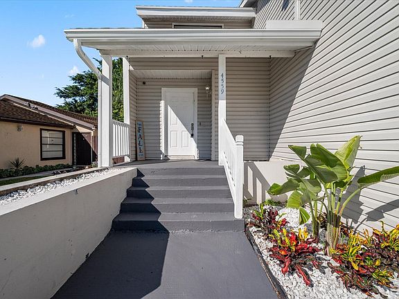 2nd image of 4559 Brook Drive