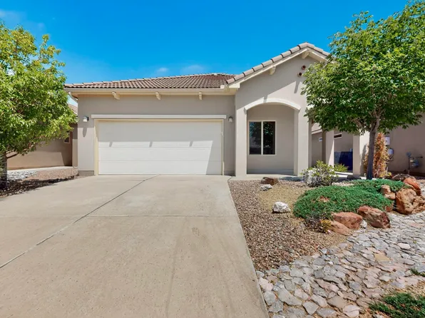 820 Golden Yarrow Trl, Bernalillo, NM 87004