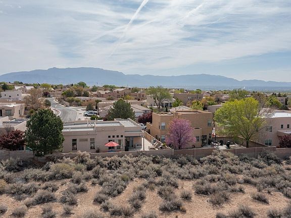 4th image of 10951 Carreta Dr NW