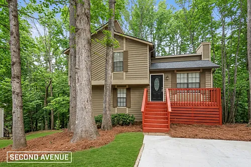 643 Inland Way NW Photo 1
