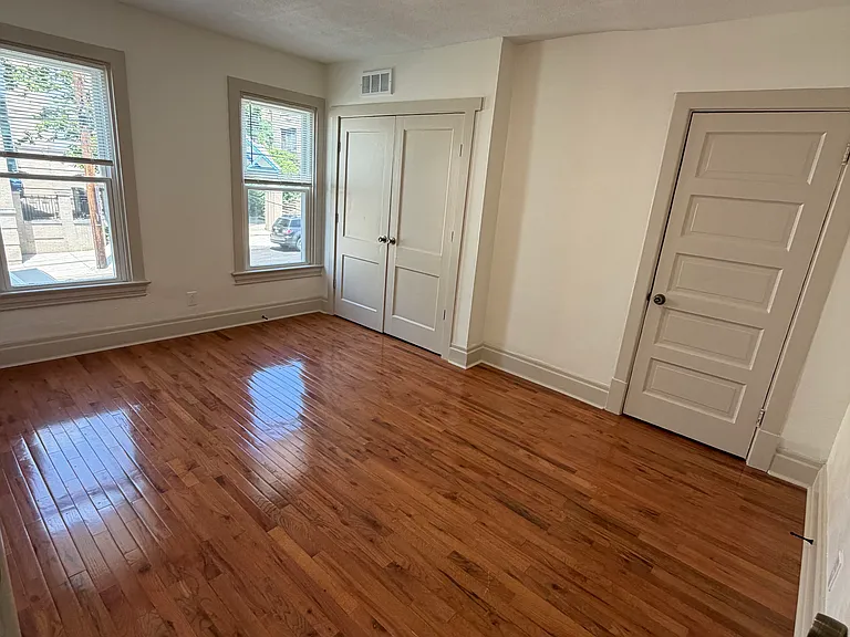 1208 Elwell St — Photo 7