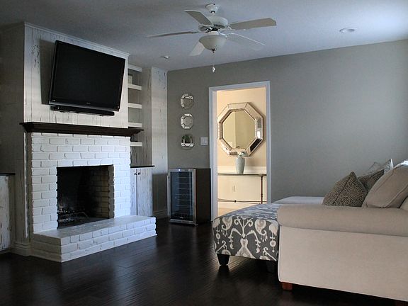 4th image of 2486 Whitehall Cir