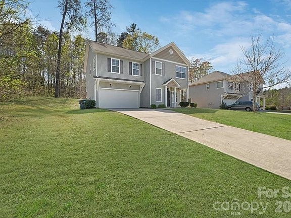 2nd image of 609 Oak Forest Ln