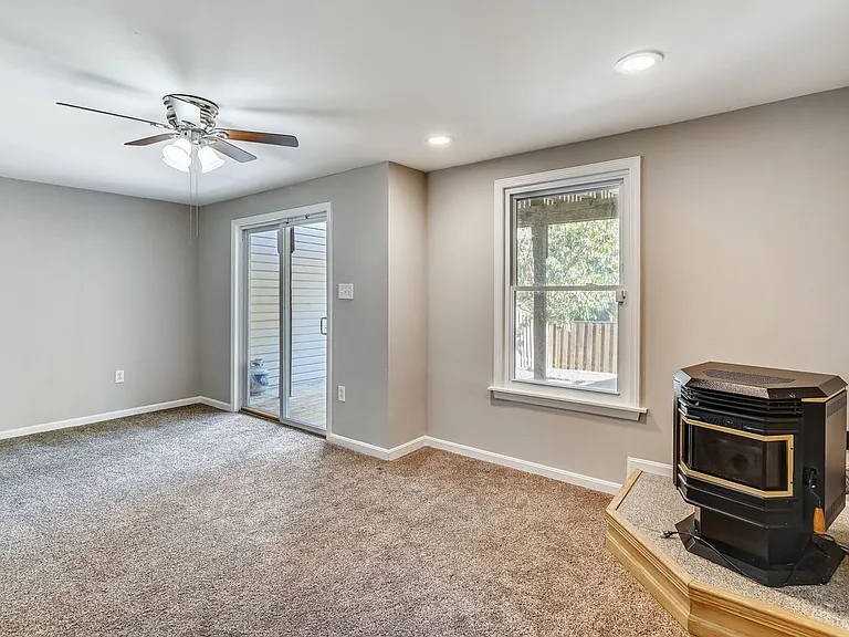 8151 Turn Loop Rd — Photo 24