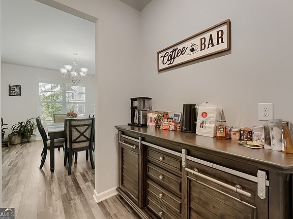4th image of 378 Paden Way