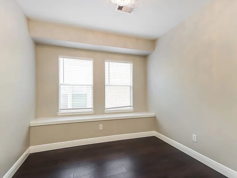21620 Hackamore Ct — Photo 14