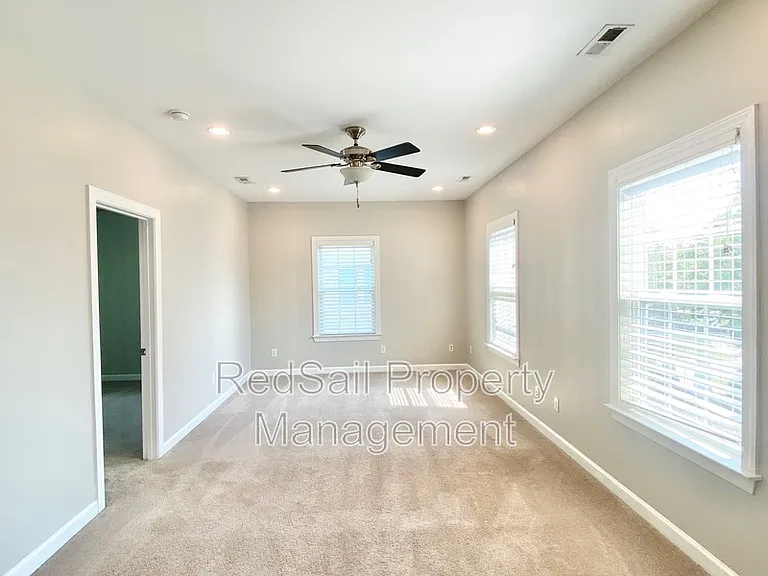2225 Tuliptree Cir — Photo 14