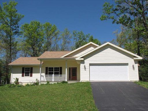 1st image of 133 Cedar Dr