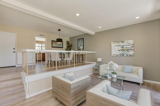 1st image of 14 Kialoa Ct
