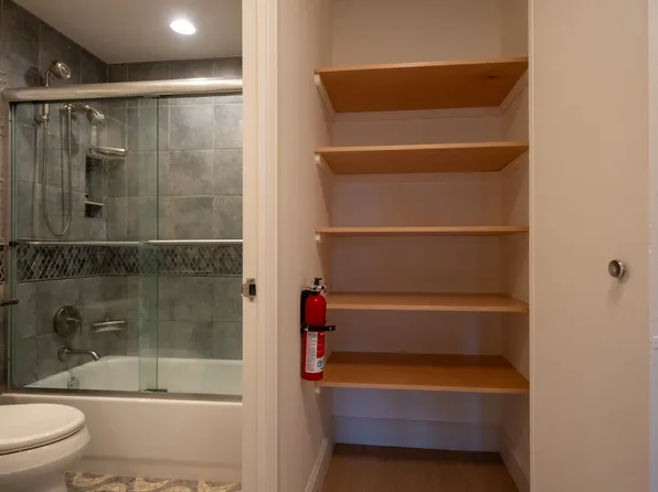 630 1st Avenue image 8 of 19