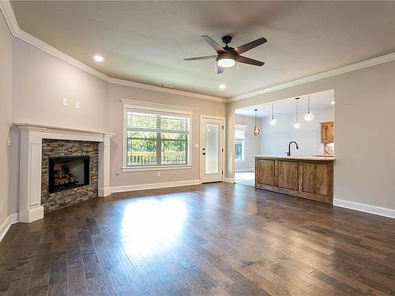 5th image of 35 Allonby Cir