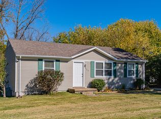 325 Barkwood Dr, Clarksville, TN 37040