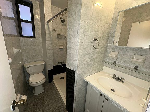 2nd image of 14-55 Broadway #2-H