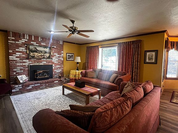 3rd image of 549 E Millstone Ct