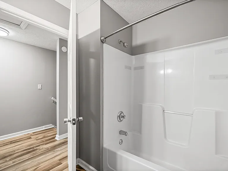 Turtle Creek Townhomes — Photo 6
