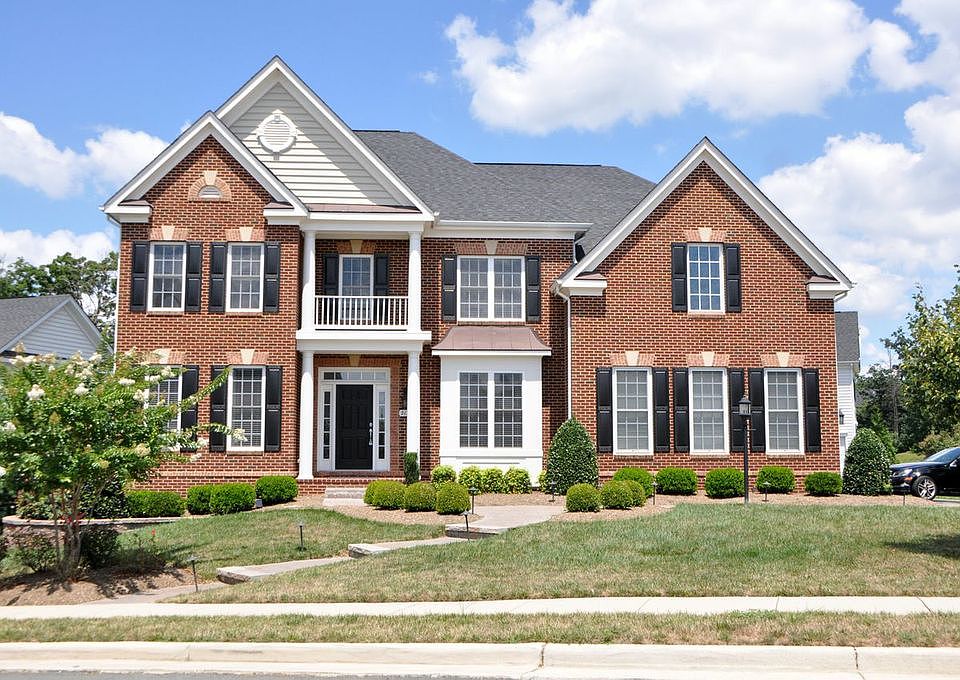 1st image of 21383 Fairhunt Dr