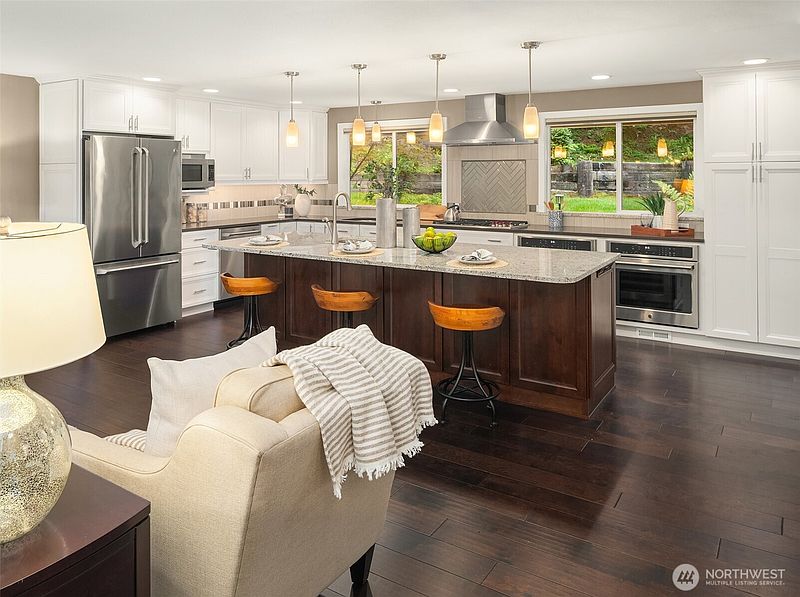 4th image of 2023 45th Street Ct NW