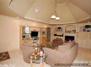 1408 Donaghey Ave, Conway, AR 72034