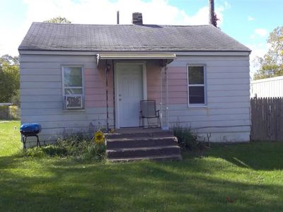 5374 S Dort Hwy, Flint, MI, 48507