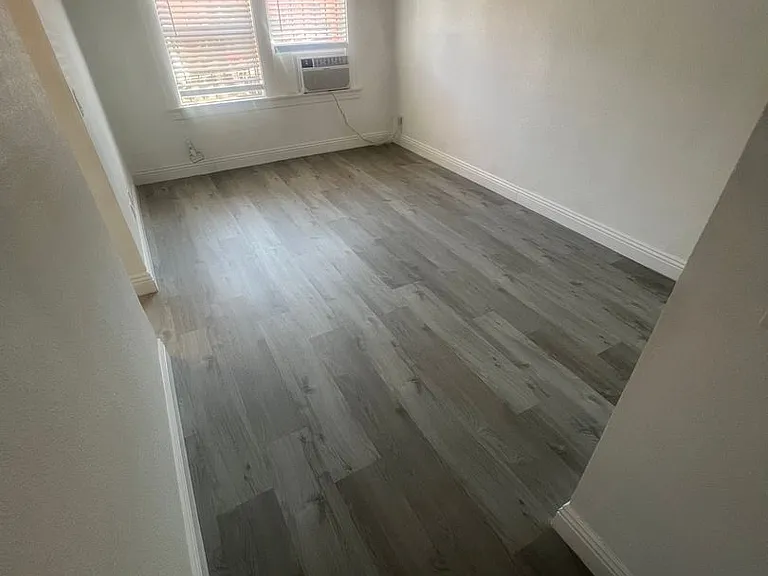 Wilton Way Apartments — Photo 11