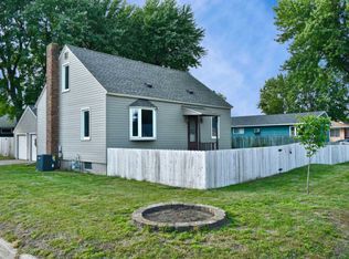 37 Lenox St, Winona, MN 55987