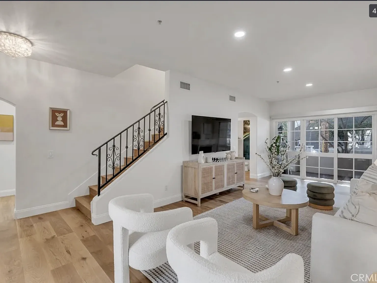2 bed, 2.5 bath, 1571 sqft, $6,995 — Photo 4