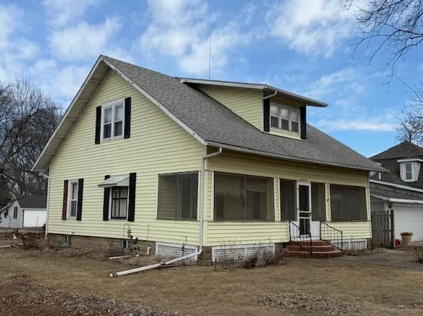 1306 10th St, Milford, IA 51351