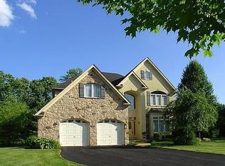 323 Gentry Ln, Ambler, PA 19002