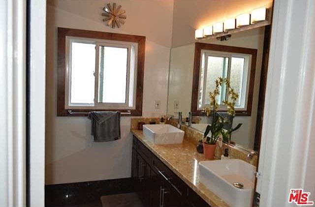 2nd image of 1027 N Croft Ave