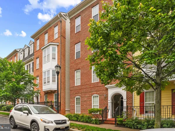 11249 Chase St Unit 100, Fulton, MD 20759