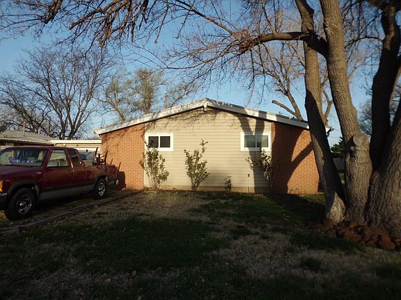 3rd image of 161 Taylor Ct