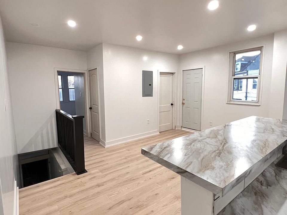 1st image of 731 Herkness St #2R