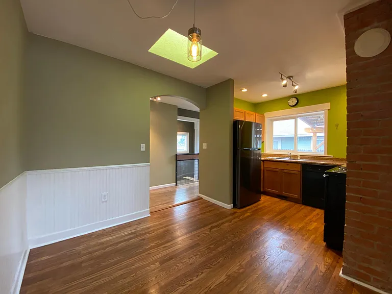 527 N Hancock Ave — Photo 10