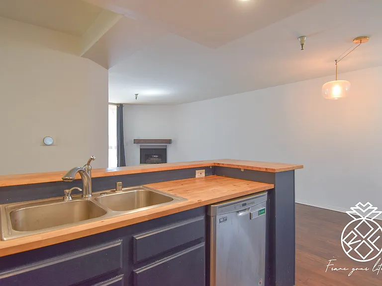 5143 Bakman Ave #206 — Photo 14
