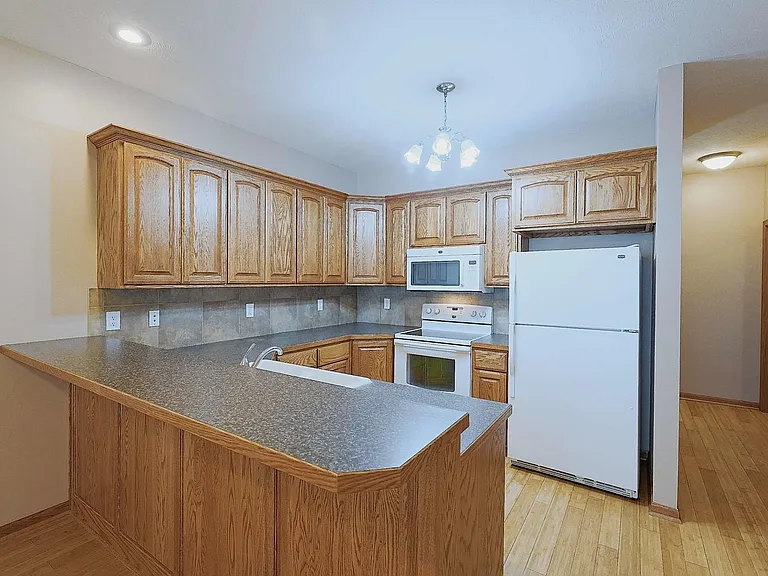 3154 King Ridge Blvd — Photo 5