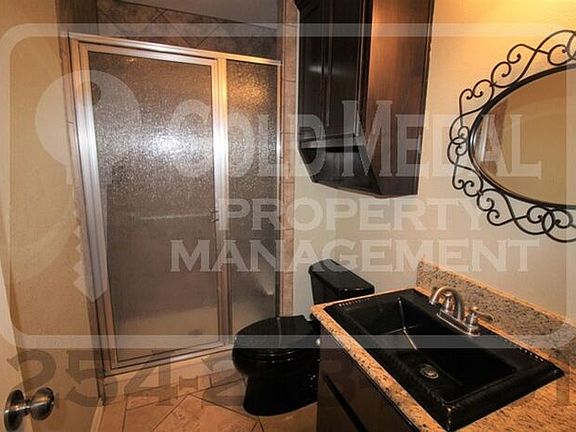 5th image of 2405 Westwood Dr
